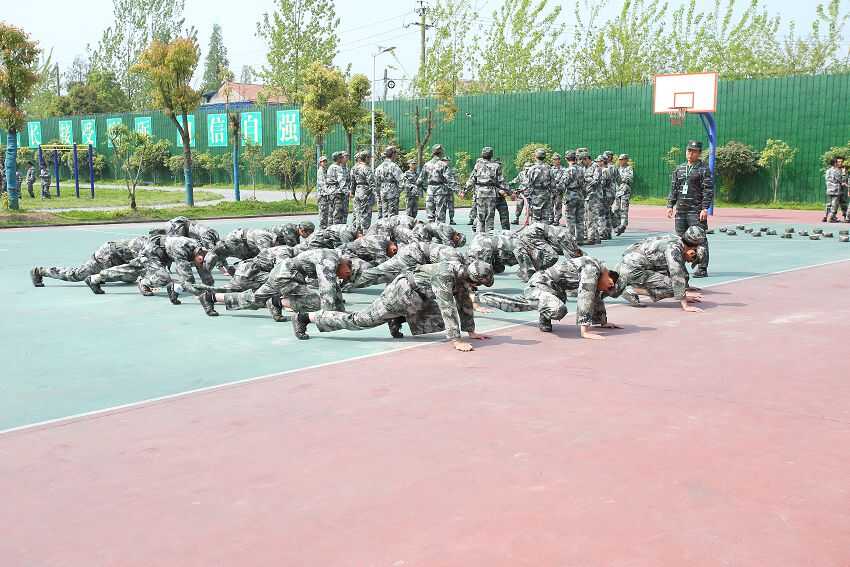 励志教育学校,叛逆孩子