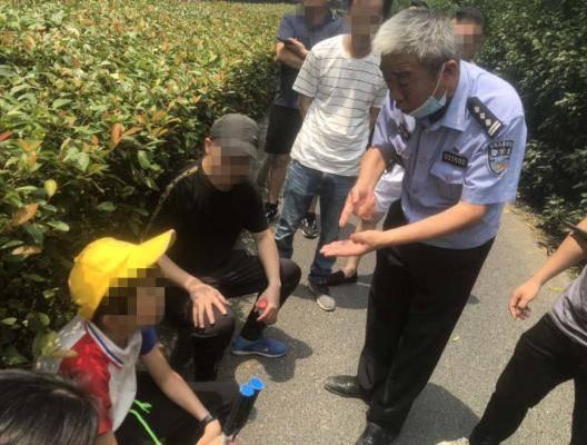 孩子离家出走关手机(不给手机孩子离家出走该不该去找)(图1)